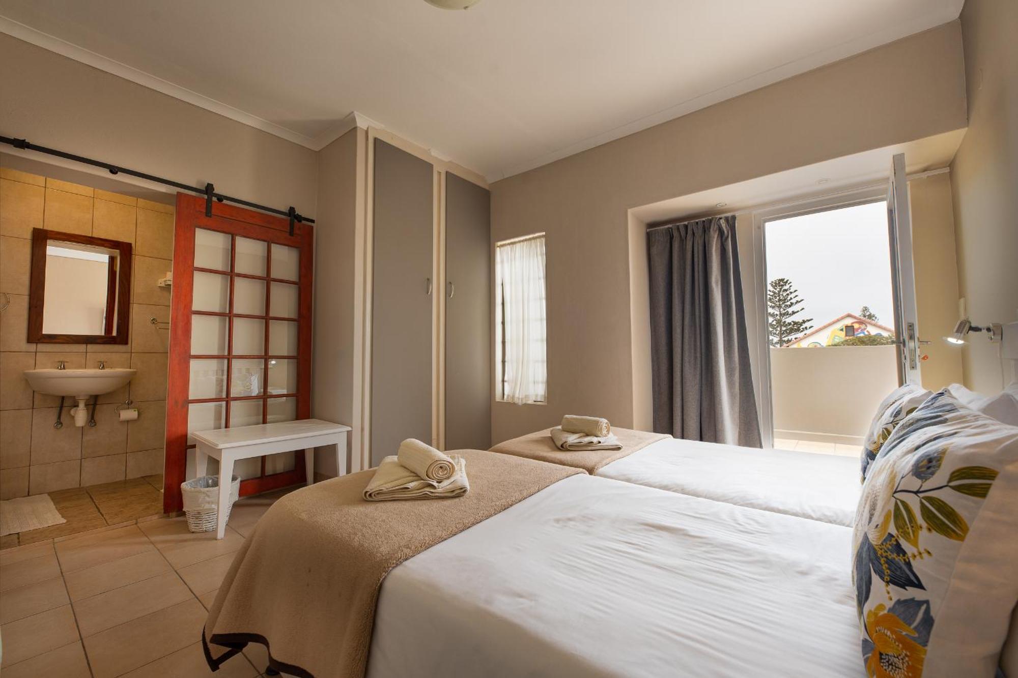 Guesthouse Fischreiher B&B Swakopmund Bagian luar foto