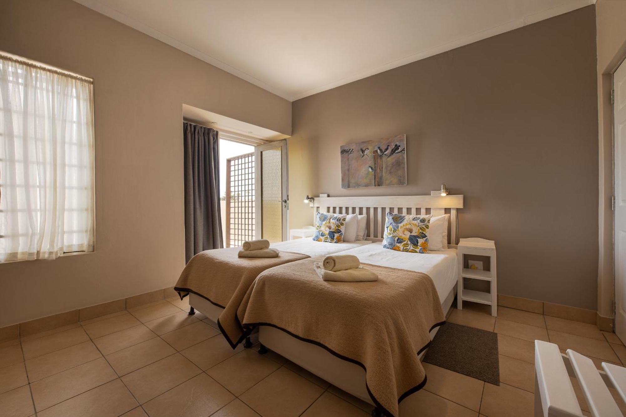 Guesthouse Fischreiher B&B Swakopmund Bagian luar foto