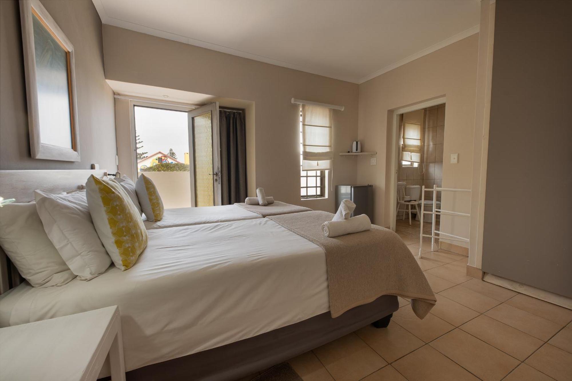 Guesthouse Fischreiher B&B Swakopmund Bagian luar foto