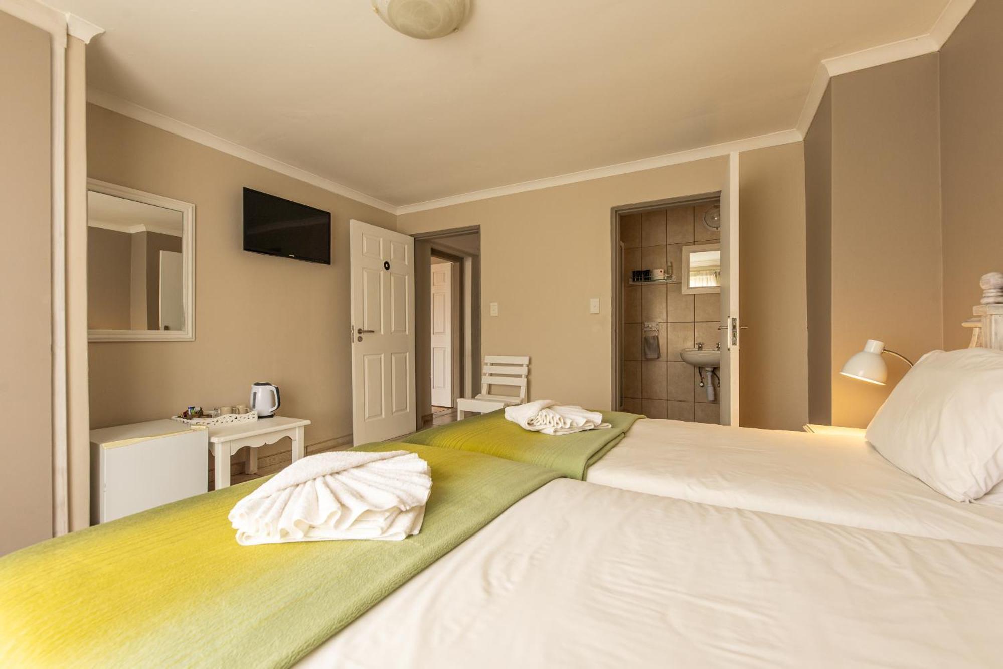 Guesthouse Fischreiher B&B Swakopmund Bagian luar foto
