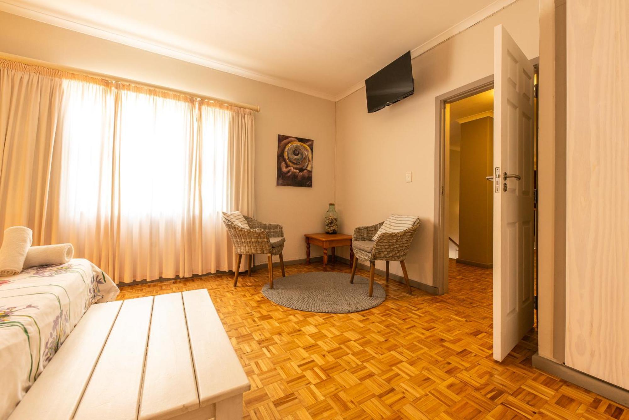 Guesthouse Fischreiher B&B Swakopmund Bagian luar foto
